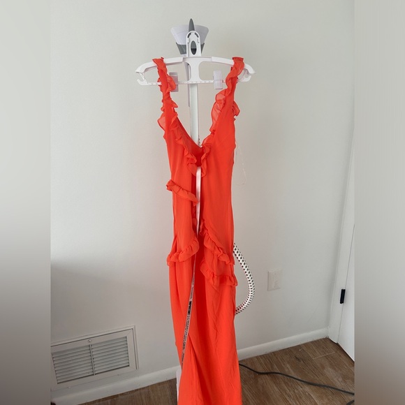 NWT House of CB pixie ruffle Georgette Body-con Cocktail Dress - Picture 6 of 12